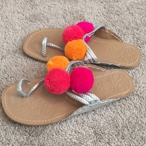NEVER WORN Resort sandal